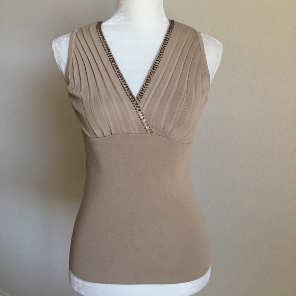 Tan V-Neck Top - Picture 1 of 5